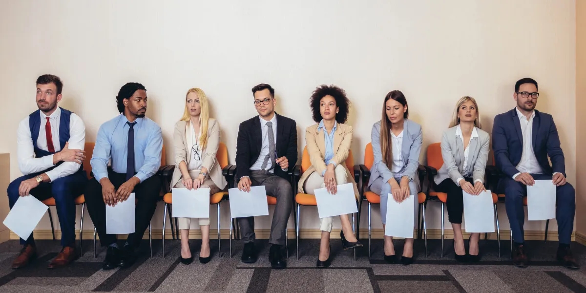 Jak ubrać się na rozmowę o pracę do biedronki, by zrobić dobre wrażenie