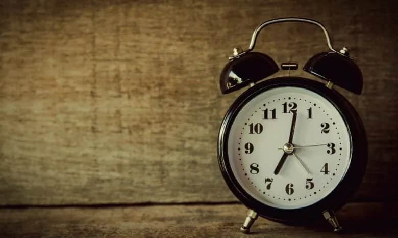 Ile trwa rozmowa o pracę? Poznaj średni czas i ważne czynniki