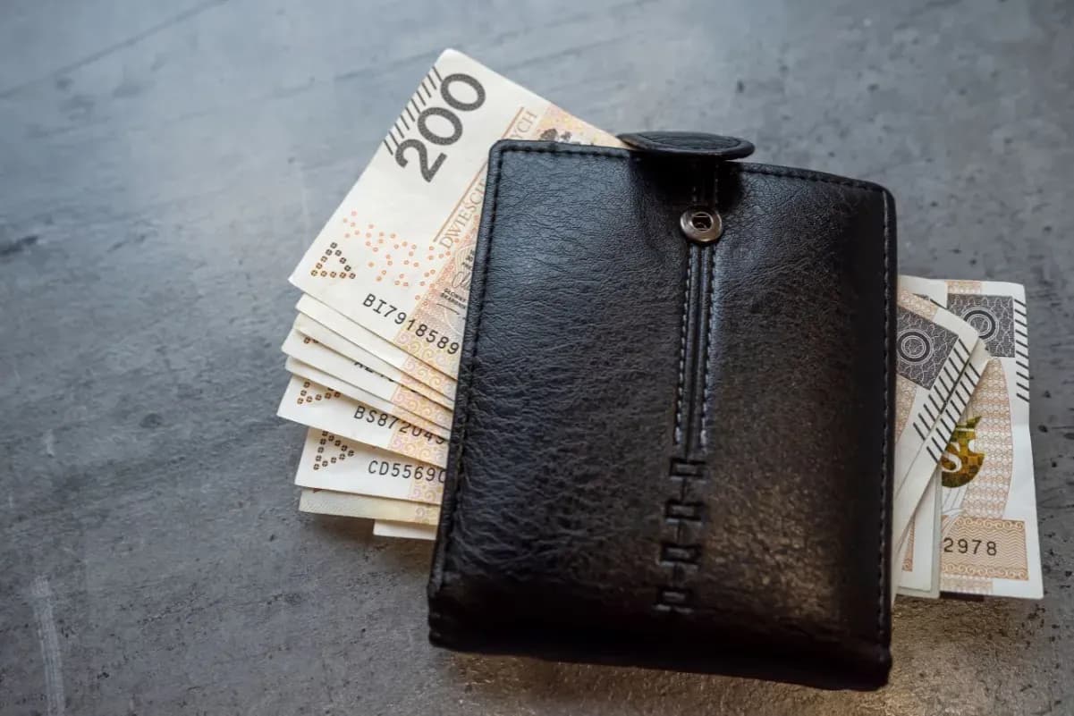 Ile jest płatne L4 w ciąży? Poznaj zasady i wysokość zasiłku